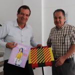 Buscará impulsar artesanias de ex presos a mercados internacionales