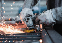 Trump planea reducir aranceles al acero y aluminio