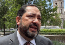 Cuestionan austeridad de Morena por viaje de Vázquez al Super Bowl