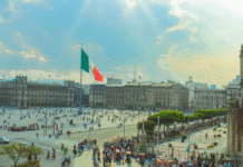 Economía mexicana acelera 0.4% en abril: Inegi